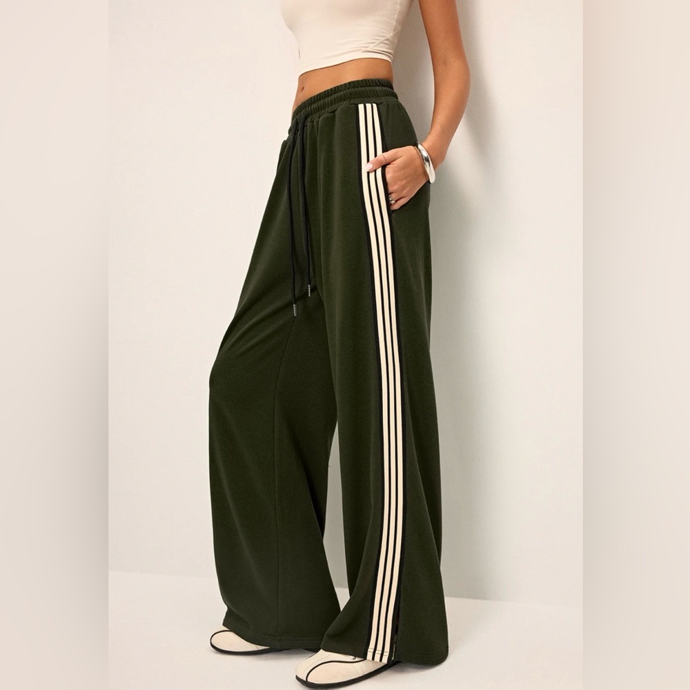 Commense Side Stripe Wide-Leg Sweatpants Army Green